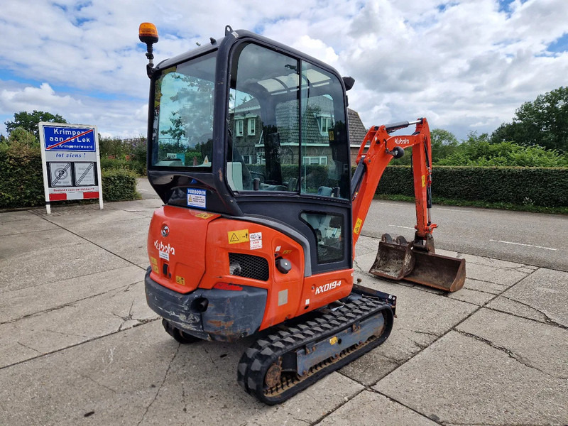 Kubota KX019-4 CW05 met 2 bakken - Mini escavadeira: foto 3 Kubota KX019-4 CW05 met 2 bakken - Mini escavadeira: foto 3