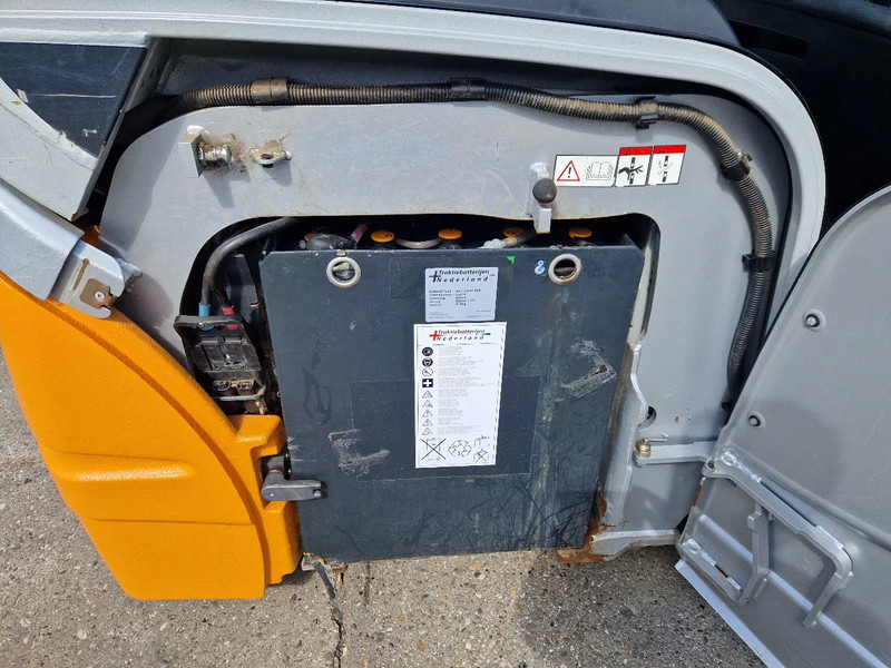 Still RX20-18 met nieuwe keuring - Empilhadeira elétrica: foto 5 Still RX20-18 met nieuwe keuring - Empilhadeira elétrica: foto 5