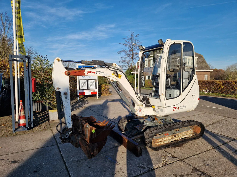 WACKER NEUSON 2404RD kan op een (berg)helling draaien - Mini escavadeira: foto 5 WACKER NEUSON 2404RD kan op een (berg)helling draaien - Mini escavadeira: foto 5