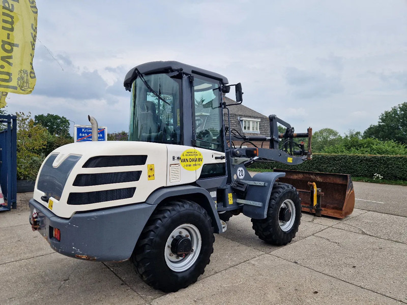 Yanmar TL80 / Terex TL80 / Schaeff TL80 very low hours! - Carregadeira de rodas: foto 3 Yanmar TL80 / Terex TL80 / Schaeff TL80 very low hours! - Carregadeira de rodas: foto 3