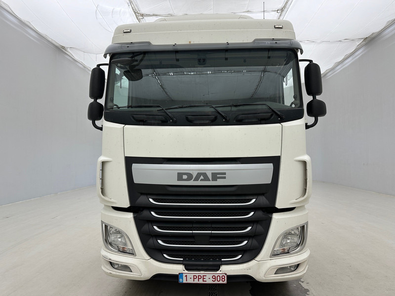 DAF XF 460 Space Cab - Caminhão chassi: foto 2 DAF XF 460 Space Cab - Caminhão chassi: foto 2