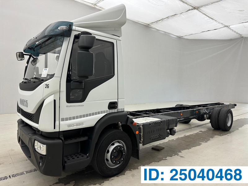 Iveco Eurocargo 120E25 - Caminhão chassi: foto 1 Iveco Eurocargo 120E25 - Caminhão chassi: foto 1