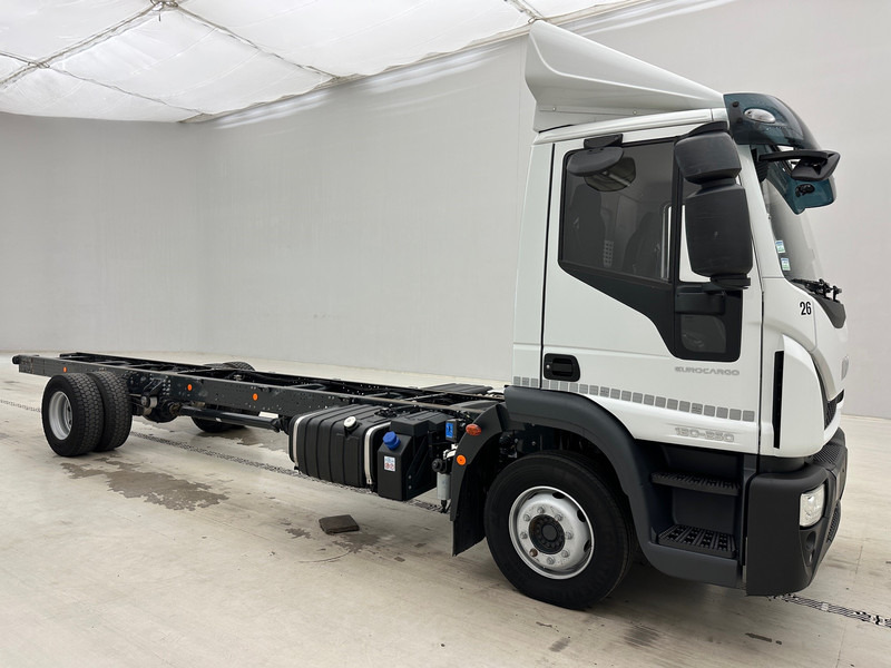 Iveco Eurocargo 120E25 - Caminhão chassi: foto 3 Iveco Eurocargo 120E25 - Caminhão chassi: foto 3