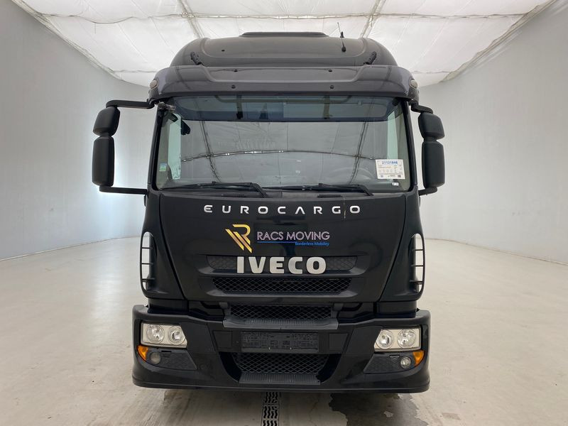 Iveco Eurocargo 140E28* - Caminhão furgão: foto 2 Iveco Eurocargo 140E28* - Caminhão furgão: foto 2
