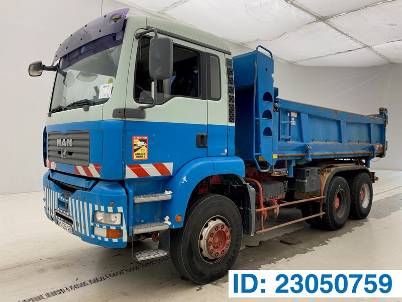 MAN TGA 33.350 - 6x4 - Caminhão basculante: foto 1 MAN TGA 33.350 - 6x4 - Caminhão basculante: foto 1