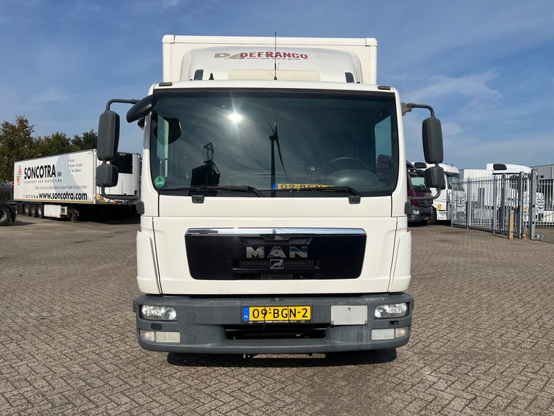 MAN TGL8.180 - Caminhão furgão: foto 2 MAN TGL8.180 - Caminhão furgão: foto 2