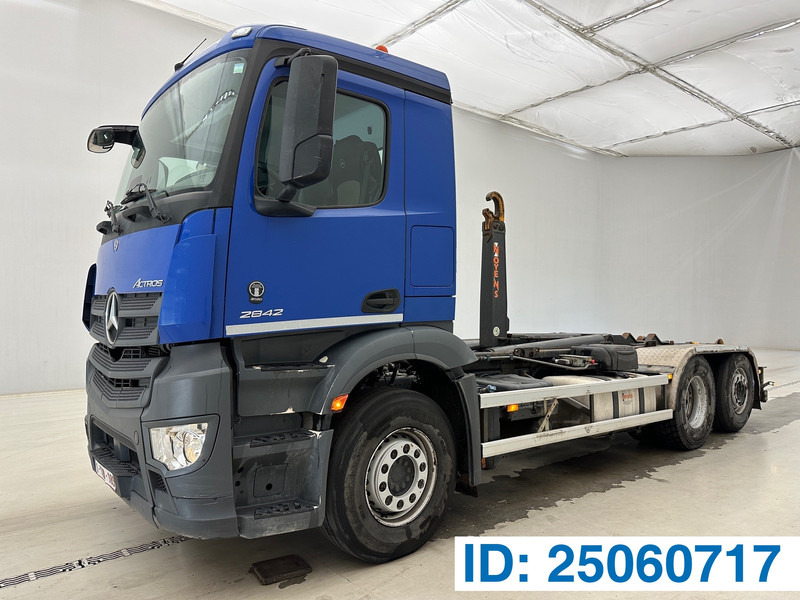 Mercedes-Benz Actros 2842 - 6x2 - Caminhão polibenne: foto 1 Mercedes-Benz Actros 2842 - 6x2 - Caminhão polibenne: foto 1