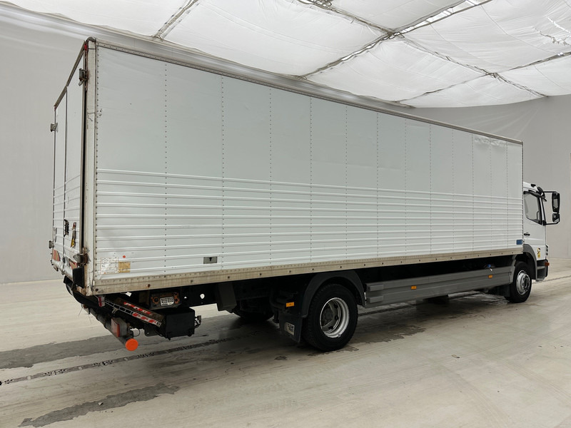 Mercedes-Benz Atego 1518 - Caminhão furgão: foto 4 Mercedes-Benz Atego 1518 - Caminhão furgão: foto 4