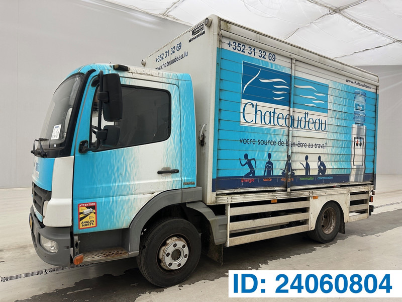 Mercedes-Benz Atego 916 - Caminhão furgão: foto 1 Mercedes-Benz Atego 916 - Caminhão furgão: foto 1
