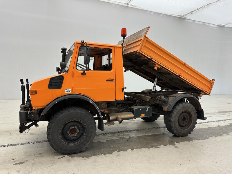 Mercedes-Benz Unimog U427 - 4x4 - Caminhão basculante: foto 4 Mercedes-Benz Unimog U427 - 4x4 - Caminhão basculante: foto 4
