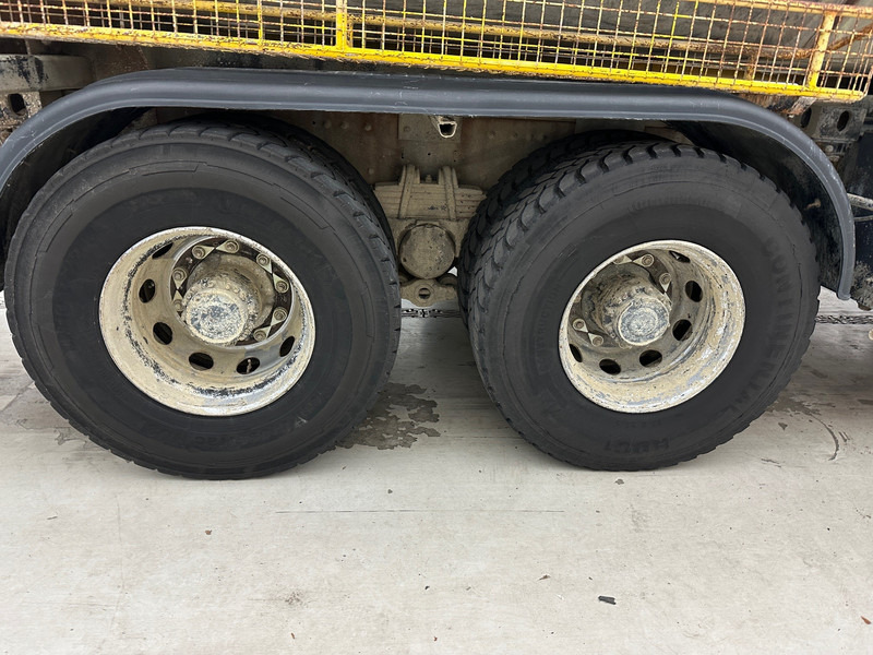 Renault Kerax 320 DCi - 6x4 - Caminhão tanque: foto 5 Renault Kerax 320 DCi - 6x4 - Caminhão tanque: foto 5