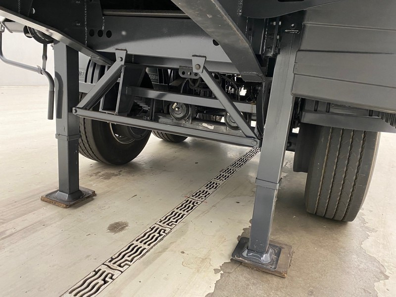 Semireboque transportador de contêineres/ Caixa móvel nuevo SERGOMEL Chassis/Plateau 20FT - NEW: foto 11
