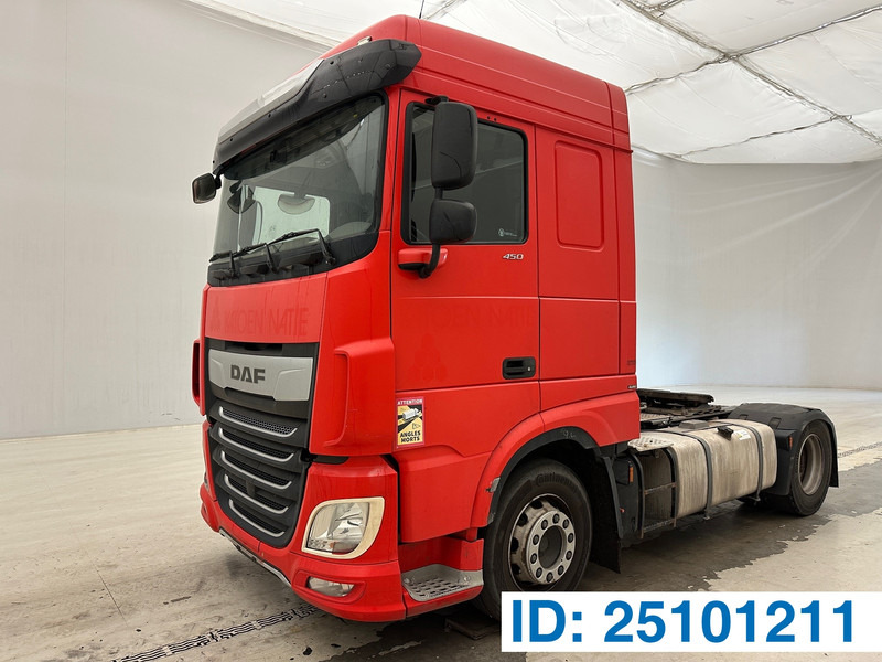 DAF XF 450 Space Cab - Tractor: foto 1 DAF XF 450 Space Cab - Tractor: foto 1