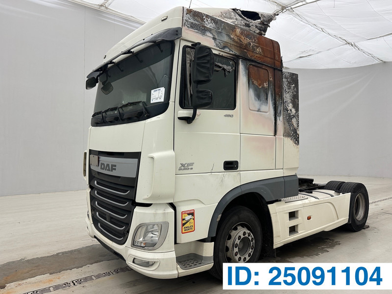 DAF XF 460 Space Cab - Tractor: foto 1 DAF XF 460 Space Cab - Tractor: foto 1