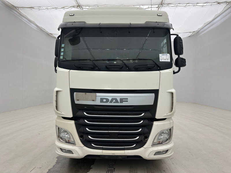 DAF XF 460 Space Cab - Tractor: foto 2 DAF XF 460 Space Cab - Tractor: foto 2