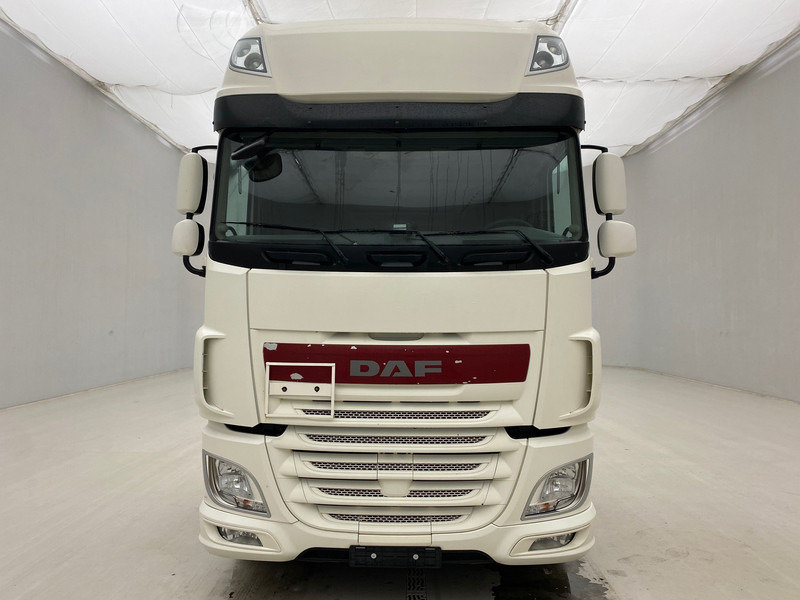 DAF XF 460 Super Space Cab - Tractor: foto 2 DAF XF 460 Super Space Cab - Tractor: foto 2
