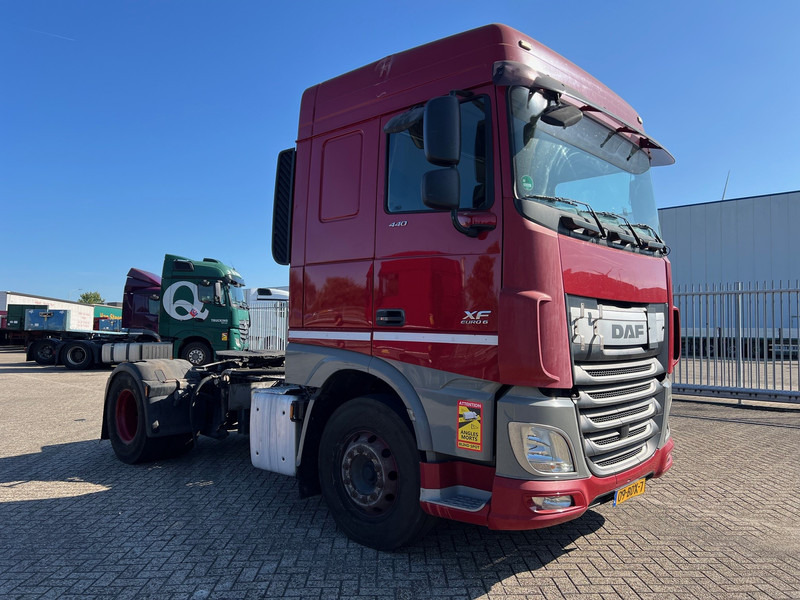DAF XF106.440 Space Cab - Tractor: foto 3 DAF XF106.440 Space Cab - Tractor: foto 3