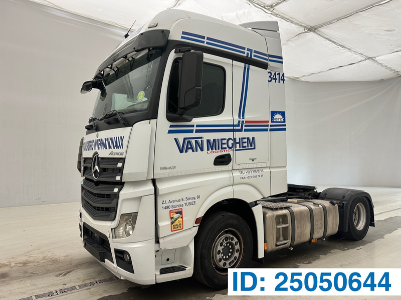 Mercedes-Benz Actros 1842 - Tractor: foto 1 Mercedes-Benz Actros 1842 - Tractor: foto 1