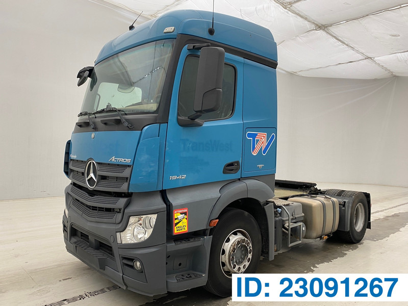 Mercedes-Benz Actros 1942 - Tractor: foto 1 Mercedes-Benz Actros 1942 - Tractor: foto 1