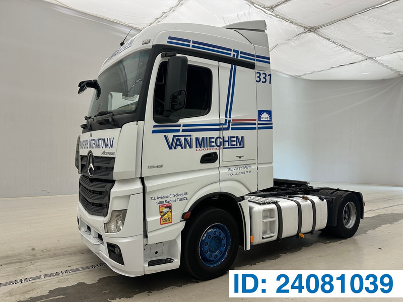 Mercedes-Benz Actros 1942 - Tractor: foto 1 Mercedes-Benz Actros 1942 - Tractor: foto 1