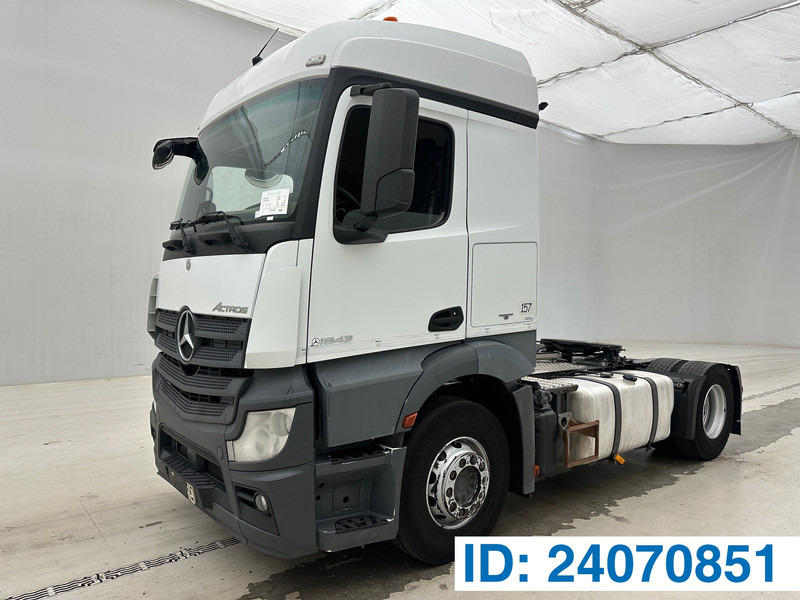 Mercedes-Benz Actros 1943 - Tractor: foto 1 Mercedes-Benz Actros 1943 - Tractor: foto 1