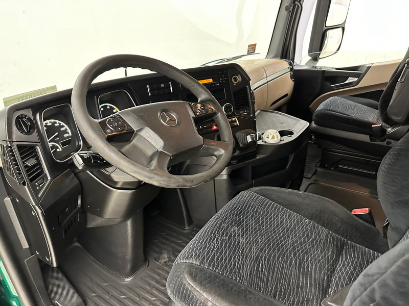 Tractor Mercedes-Benz Actros 1945 BigSpace: foto 9
