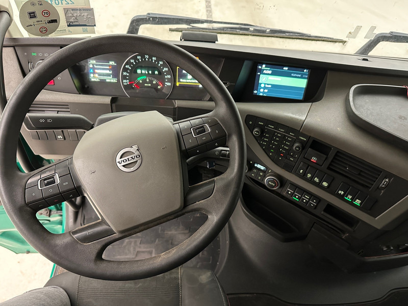 Tractor Volvo FH 460 Globetrotter: foto 12