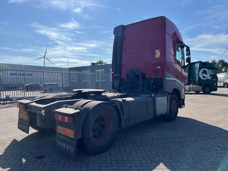 Volvo FH13.420 Globetrotter - ADR - Tractor: foto 4 Volvo FH13.420 Globetrotter - ADR - Tractor: foto 4