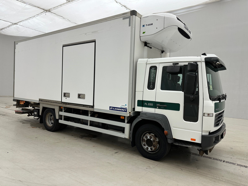 Volvo FL 220 - Caminhão frigorífico: foto 3 Volvo FL 220 - Caminhão frigorífico: foto 3