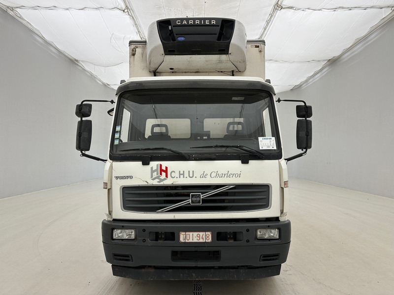 Volvo FL 220 - Caminhão frigorífico: foto 2 Volvo FL 220 - Caminhão frigorífico: foto 2