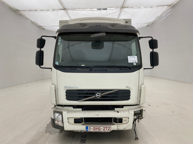 Volvo FL 240 - Caminhão furgão: foto 2 Volvo FL 240 - Caminhão furgão: foto 2
