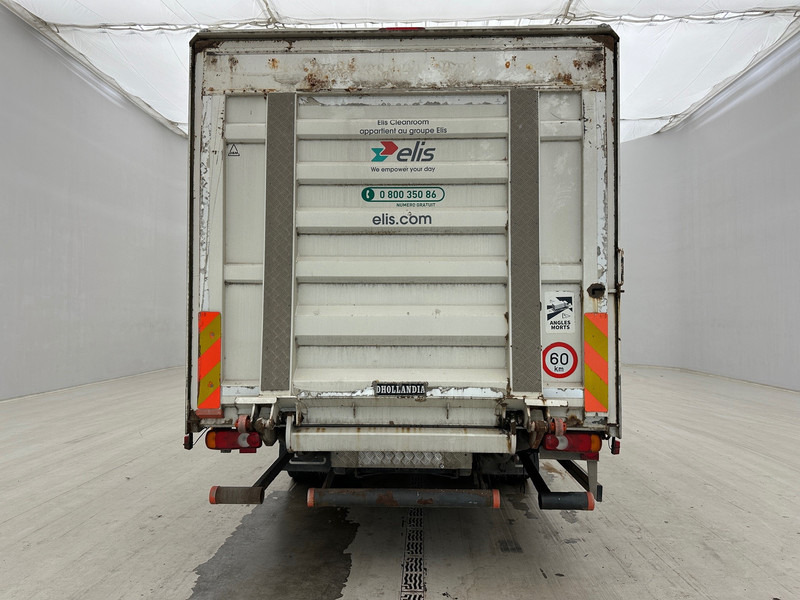 Caminhão furgão Volvo FL 240: foto 7