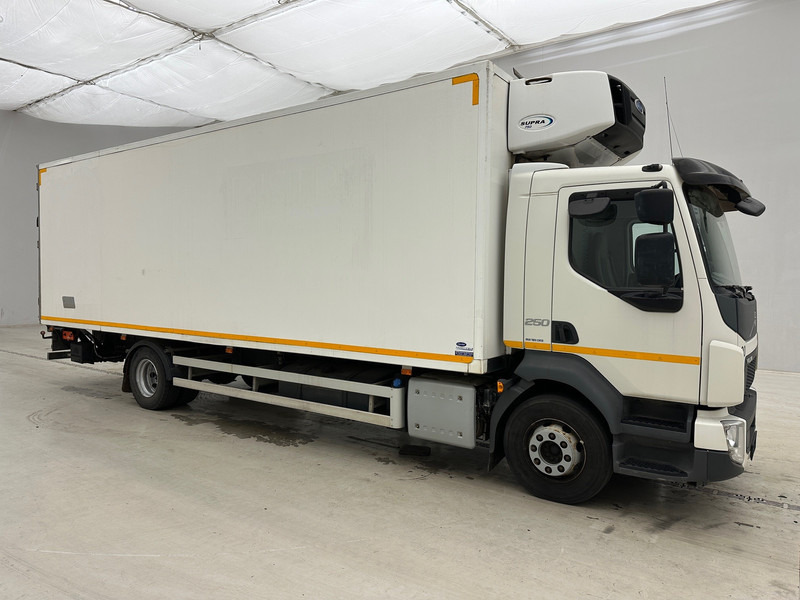 Volvo FL 250 - Caminhão frigorífico: foto 3 Volvo FL 250 - Caminhão frigorífico: foto 3