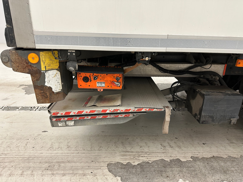 Volvo FL 280 - Caminhão frigorífico: foto 5 Volvo FL 280 - Caminhão frigorífico: foto 5