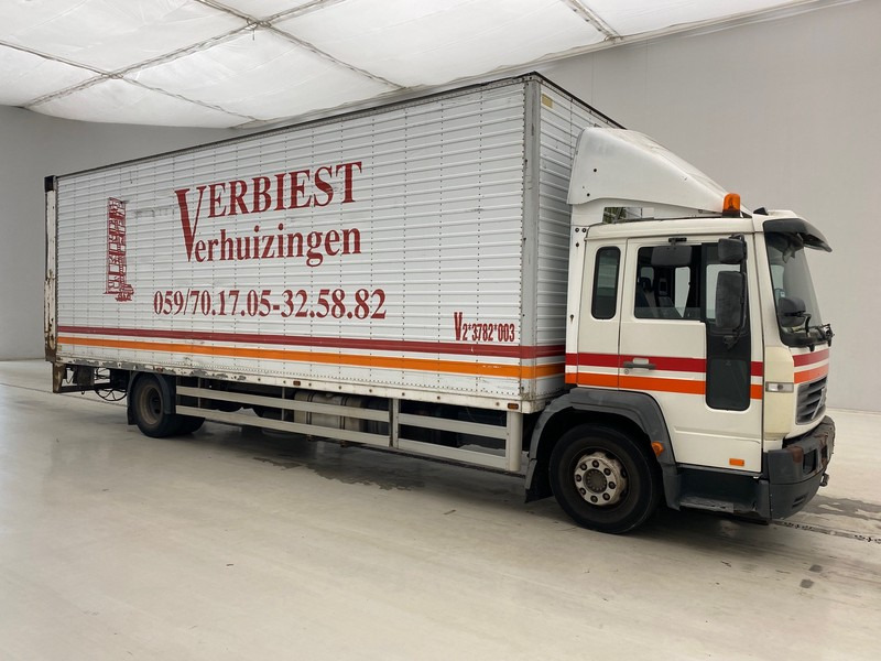 Volvo FL6.12* - Caminhão furgão: foto 3 Volvo FL6.12* - Caminhão furgão: foto 3