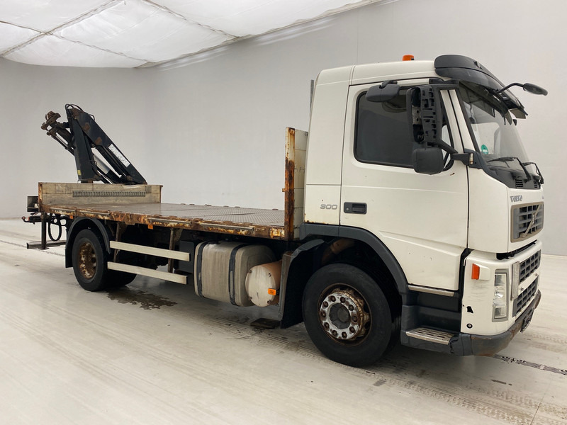 Volvo FM 300 - Camião de caixa aberta/ Plataforma, Caminhão grua: foto 3 Volvo FM 300 - Camião de caixa aberta/ Plataforma, Caminhão grua: foto 3