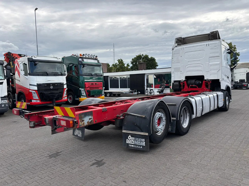 Volvo FH 500 6X2 Euro 6 - Caminhão chassi: foto 4 Volvo FH 500 6X2 Euro 6 - Caminhão chassi: foto 4