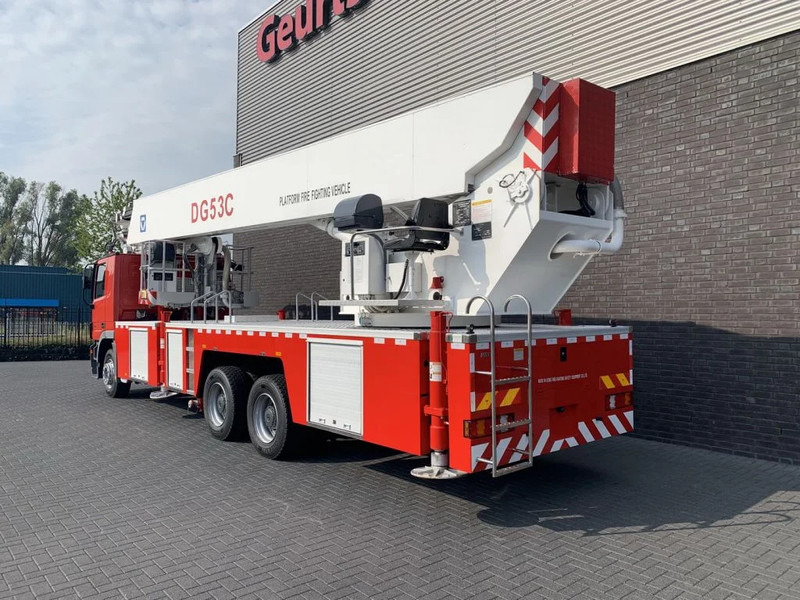 Mercedes-Benz Actros 3332 6X4 XCMG DG53C FIRE FIGTHING PLATFORM 53 METER - Caminhão: foto 3 Mercedes-Benz Actros 3332 6X4 XCMG DG53C FIRE FIGTHING PLATFORM 53 METER - Caminhão: foto 3