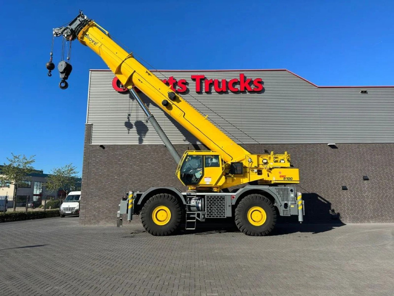 Grove GRT8100 ROUGH TERRAIN CRANE - Guindaste de torre: foto 1 Grove GRT8100 ROUGH TERRAIN CRANE - Guindaste de torre: foto 1