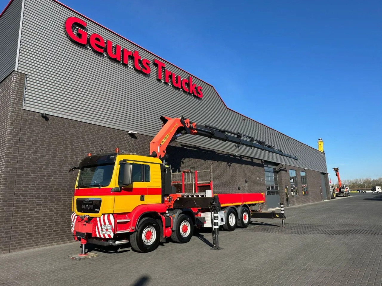 MAN MAURER TGS 35.480 8X4H-6 BL MET PALFINGER PK9200 - Caminhão grua: foto 2 MAN MAURER TGS 35.480 8X4H-6 BL MET PALFINGER PK9200 - Caminhão grua: foto 2