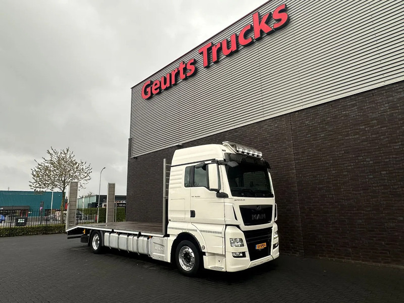 MAN TGX 4X2 LL-U OPRIJWAGEN / MACHINE TRANSPORTER / PLATEAU - Caminhão transporte de veículos: foto 5 MAN TGX 4X2 LL-U OPRIJWAGEN / MACHINE TRANSPORTER / PLATEAU - Caminhão transporte de veículos: foto 5