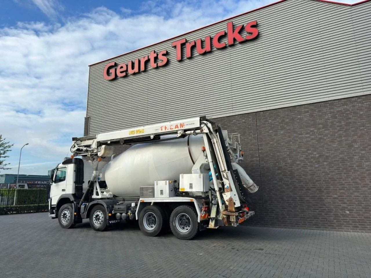 Volvo FM 410 8X4 + STETTER 9 M3 MIXER/MISCHER + THEAM - Caminhão betoneira: foto 3 Volvo FM 410 8X4 + STETTER 9 M3 MIXER/MISCHER + THEAM - Caminhão betoneira: foto 3