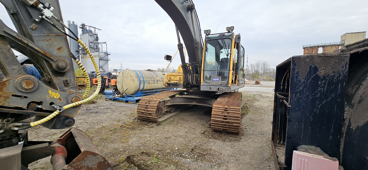 Volvo EC 210 BLC new engine - Escavadora de rastos: foto 3 Volvo EC 210 BLC new engine - Escavadora de rastos: foto 3