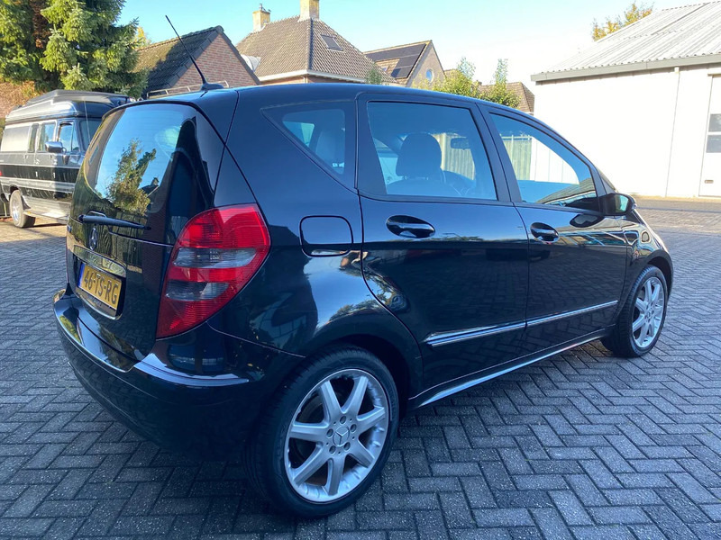 Mercedes-Benz A-Klasse 170 Automaat,Avantgarde. - Automóvel: foto 3 Mercedes-Benz A-Klasse 170 Automaat,Avantgarde. - Automóvel: foto 3