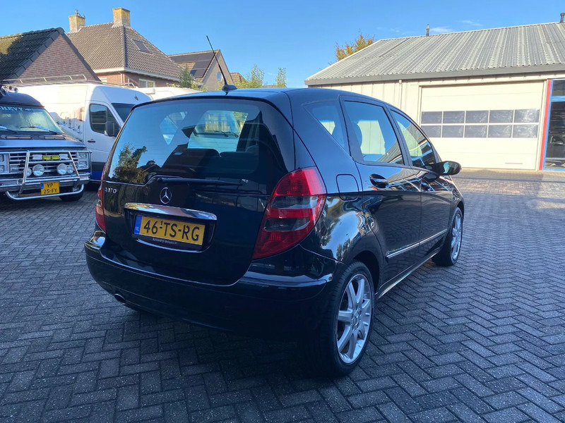 Mercedes-Benz A-Klasse 170 Automaat,Avantgarde. - Automóvel: foto 4 Mercedes-Benz A-Klasse 170 Automaat,Avantgarde. - Automóvel: foto 4