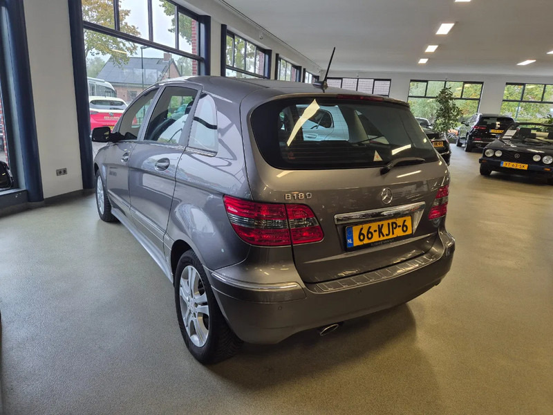 Mercedes-Benz B-Klasse B 180 Automaat Trekhaak - Automóvel: foto 4 Mercedes-Benz B-Klasse B 180 Automaat Trekhaak - Automóvel: foto 4