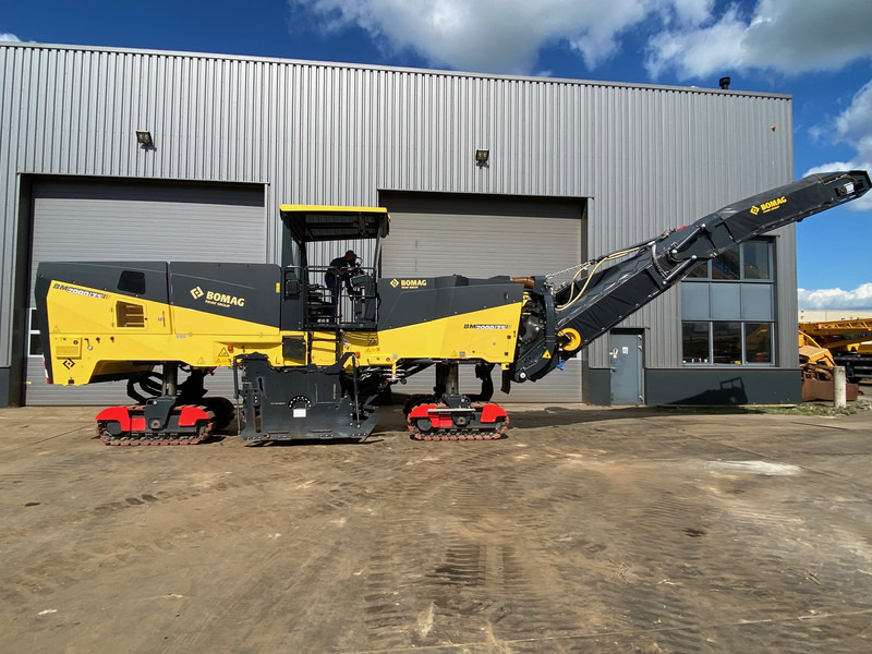 Bomag BM2000/75 Cold Planer - Aplainadora (Fresadora): foto 5 Bomag BM2000/75 Cold Planer - Aplainadora (Fresadora): foto 5