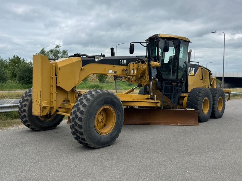 Caterpillar 14M - Motoniveladora: foto 1 Caterpillar 14M - Motoniveladora: foto 1
