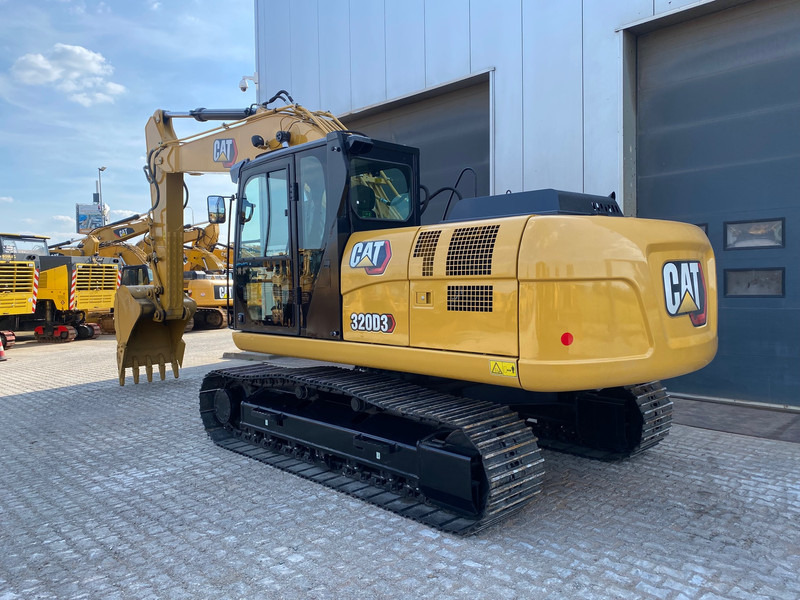 Caterpillar 320D3 - New export model Long Reach - Escavadora de rastos: foto 3 Caterpillar 320D3 - New export model Long Reach - Escavadora de rastos: foto 3