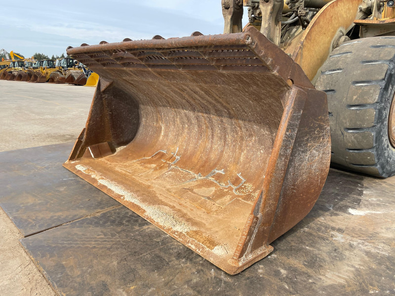 Carregadeira de rodas Caterpillar 988B: foto 14